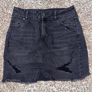 Short-Black-Ripped-Jean-Skirt